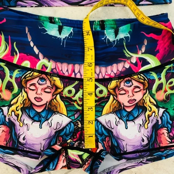 Alice in Wonderland Waz Shop Crop Top & Short Set Size Small Melty Alice Trippy - Picture 8 of 13
